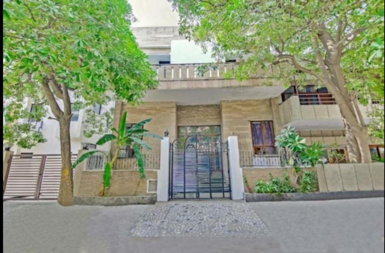 The Dream House Bed and Breakfast New Delhi Exteriör bild