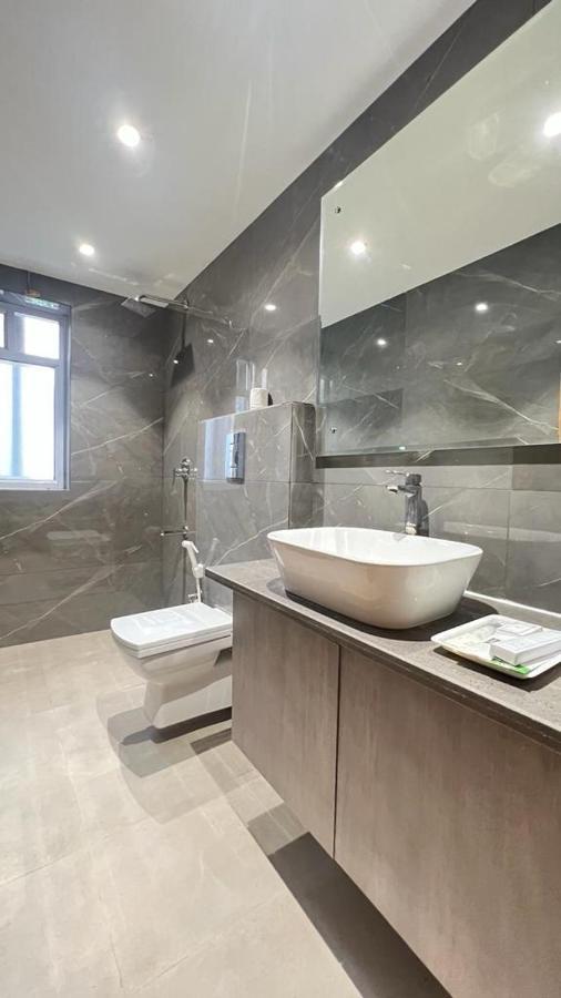 The Dream House Bed and Breakfast New Delhi Exteriör bild